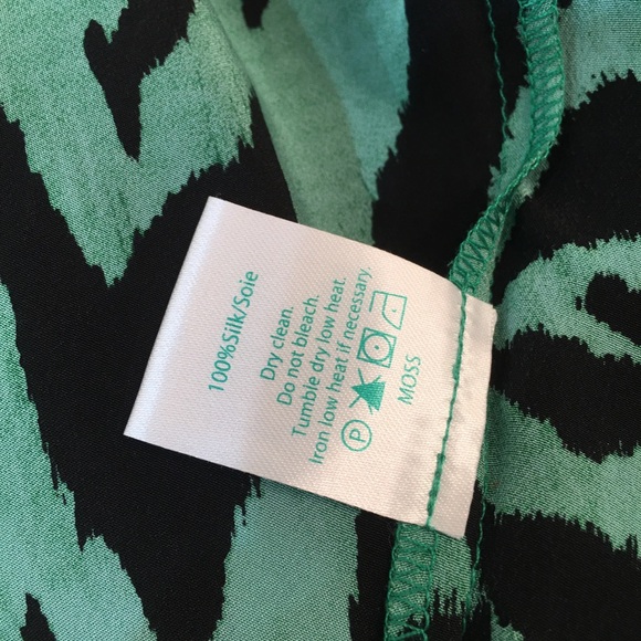 Rixo Women's Moss Necktie Tiger Stripe Blouse - Green - Picture 9 of 9